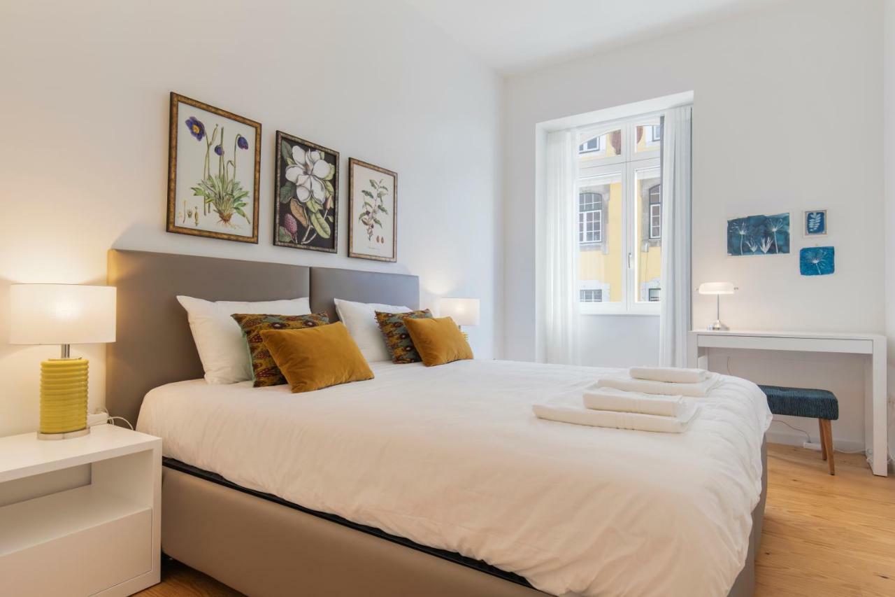 Trendy & Classic 2Bedroom Apartment Lisbon Bagian luar foto