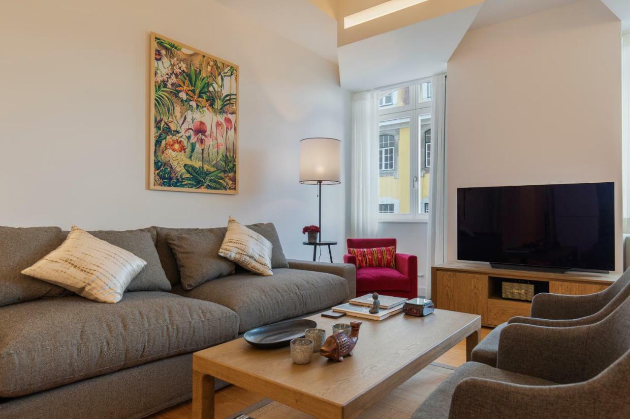 Trendy & Classic 2Bedroom Apartment Lisbon Bagian luar foto