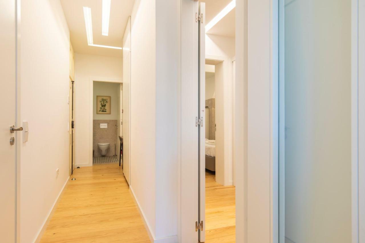 Trendy & Classic 2Bedroom Apartment Lisbon Bagian luar foto